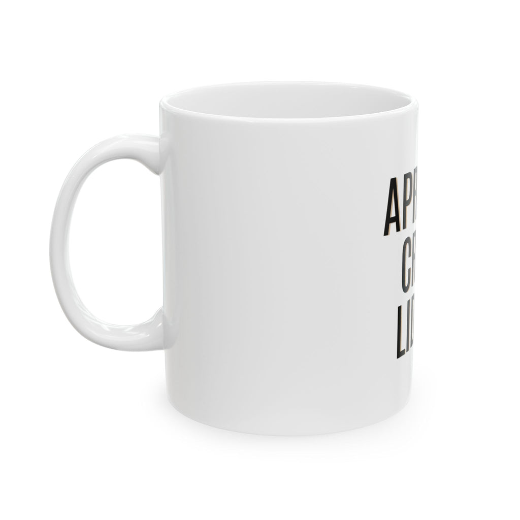 Detalle del diseño Aprende. Crece. Lidera. en taza EML